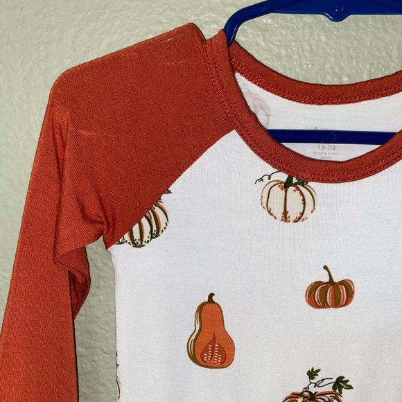 💥SOLD💥 Never worn Kyte romper - Picture 3 of 5